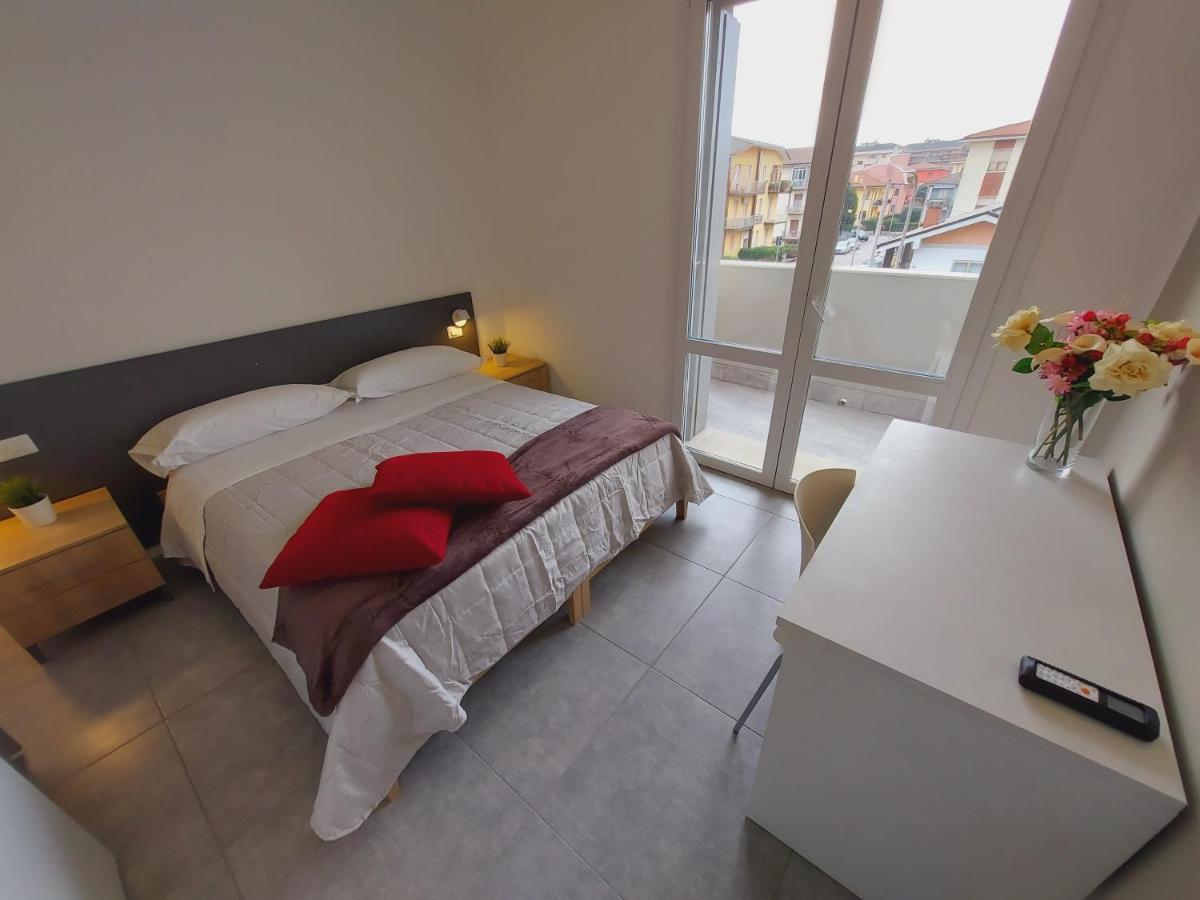 Residenza Delizia Camere & Appartamenti "Residenze Del Cuore" Werona Zewnętrze zdjęcie