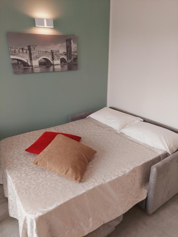 Residenza Delizia Camere & Appartamenti "Residenze Del Cuore" Werona Zewnętrze zdjęcie