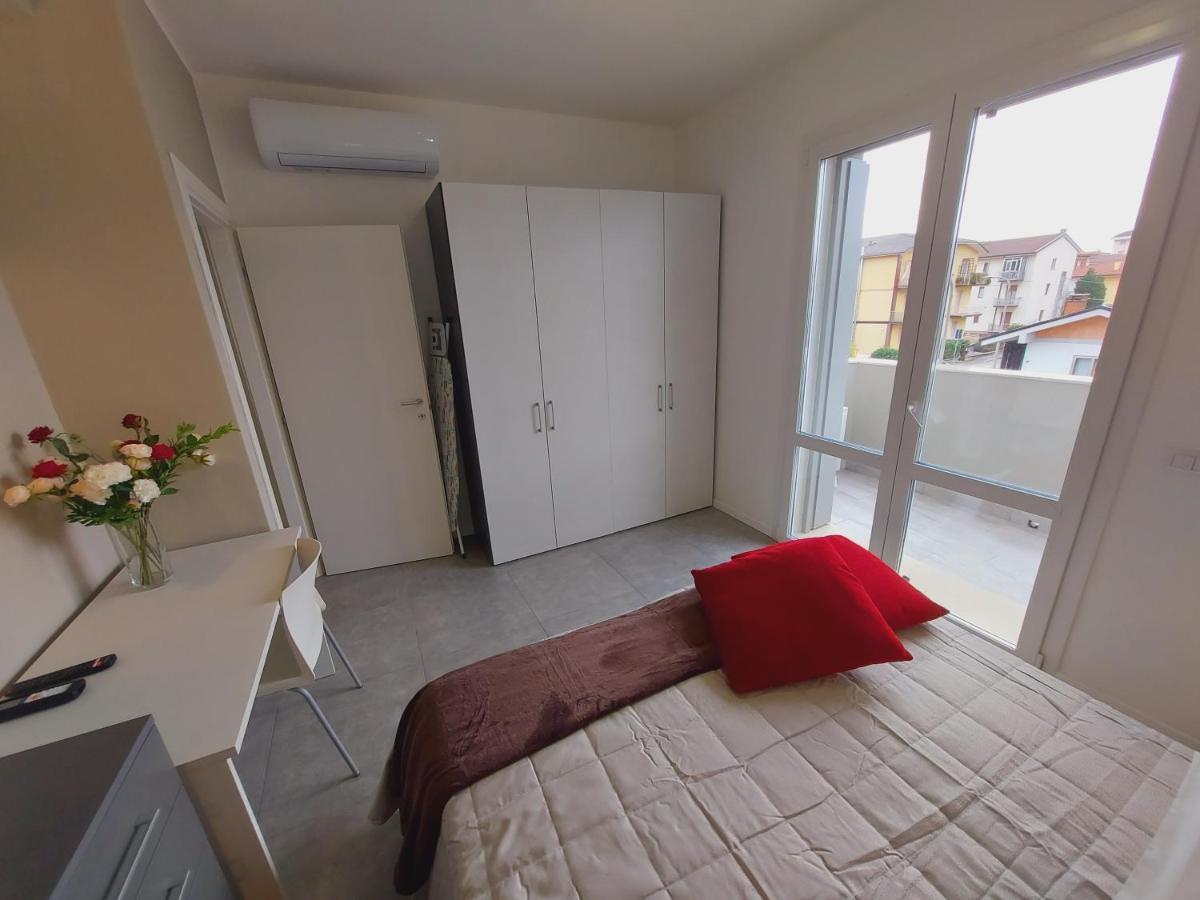 Residenza Delizia Camere & Appartamenti "Residenze Del Cuore" Werona Zewnętrze zdjęcie